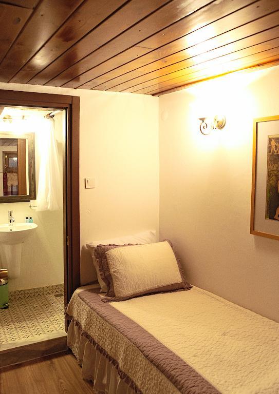 Marjolaine Hotel Ayvalı Zimmer foto